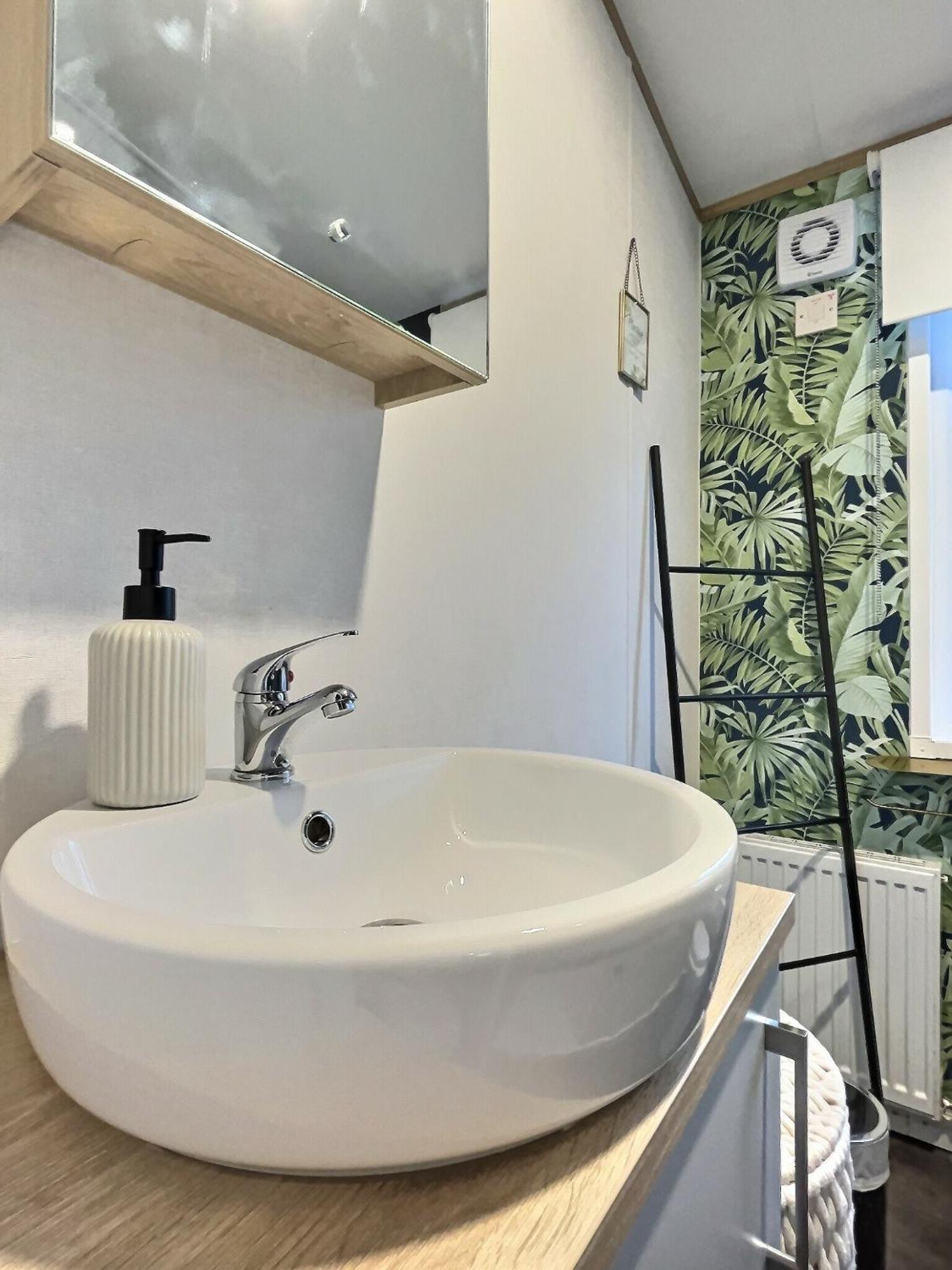 Coniston View 7 Hotel Warton  ภายนอก รูปภาพ